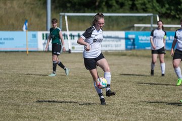 Bild 318 - wBJ TuRa Meldorf/Buesum - JFV Luebeck : Ergebnis: 1:0